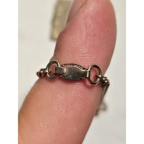 Cameo Four Picture Gold Tone Decorative Locket - Spring Loaded - Vintage - Picture 7 of 15